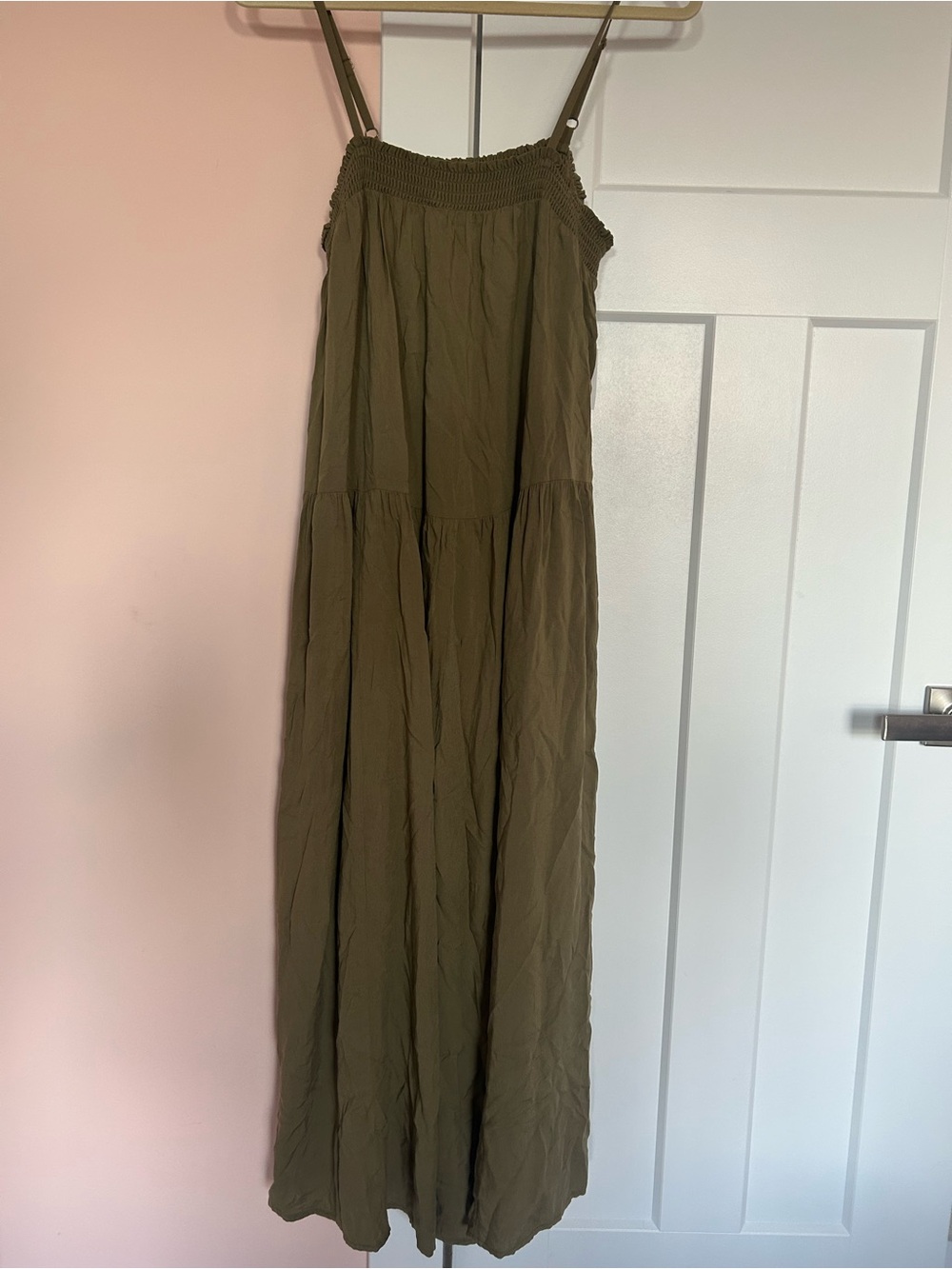 Old Navy Airy Smocked Maxi Dress in color kombu NWT - Picture 3 of 8